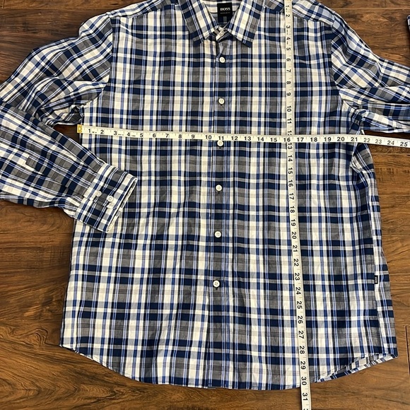 Hugo Boss Regular Fit Plaid Cotton Button Down, sz. XL. - Picture 10 of 11